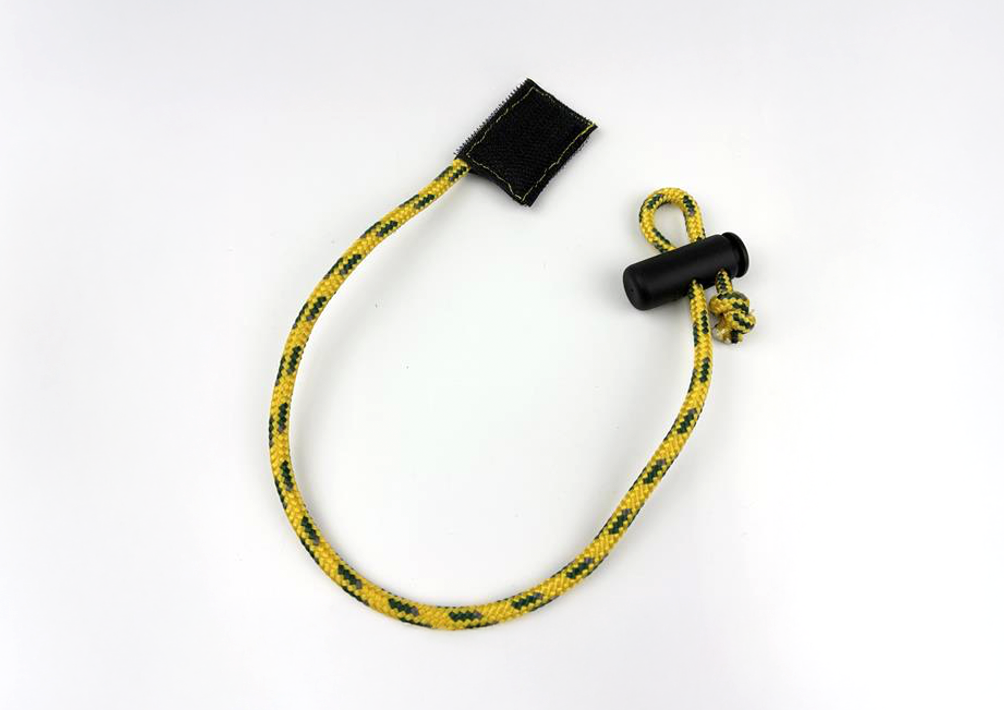 安全ブロックタグ取付用アタッチメント